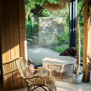  Pensjonat Blisshouse Luxurious Calm And Energetic Spot Near By Surrounded By The Forest Where Will Find Your Peace And Your People Polska